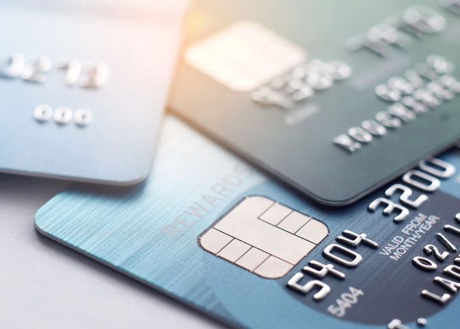 Aidatsız Kredi Kartı Gerçekten Tasarruf Sağlar mı